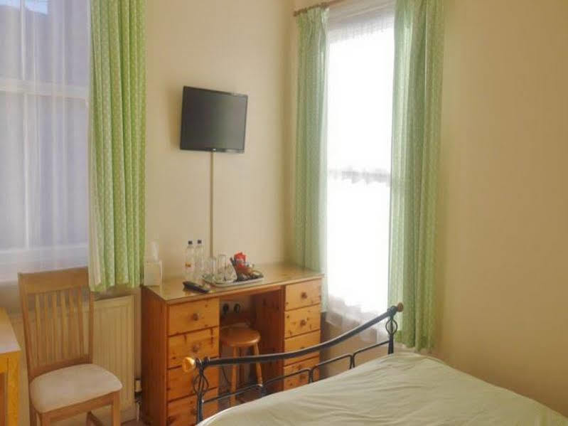 Burton Villa Guest House York Extérieur photo